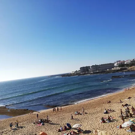 Pool & Beach *